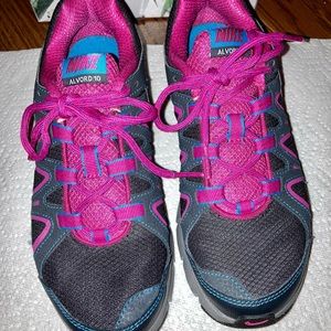 Woman’s Nike sneakers